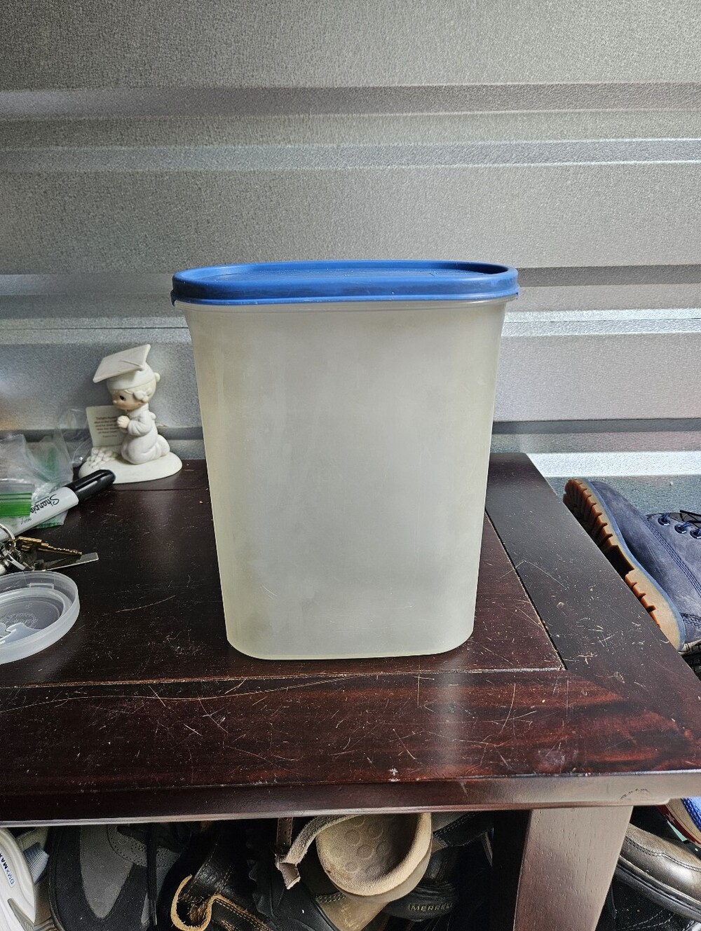 Tupperware #1614 Modular Mates Storage Container 9 3/4 Cup w/ #1616 Blue Lid